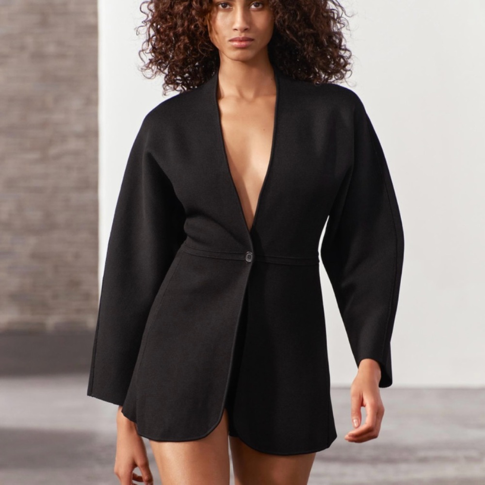 Zara black long knit fitted waist blazer